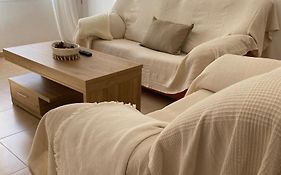 Bajo En Pliego - Tranquillity And Natural Beauty